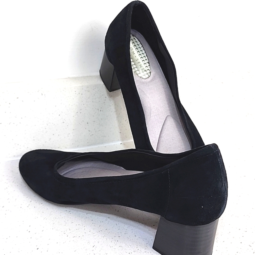 Women's Com + Sens Lucianie Round Toe Heels Black Size 8.5